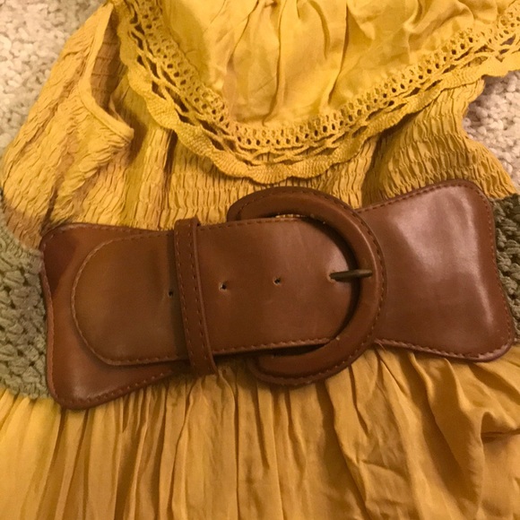 Yellow Dress - Picture 6 of 6